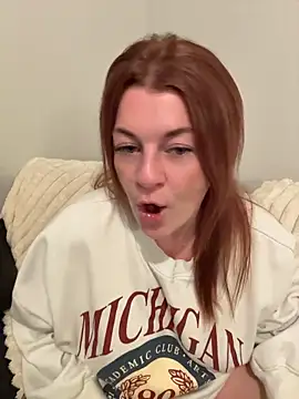 darcie-ray (F young) - Finger pussy 🐱