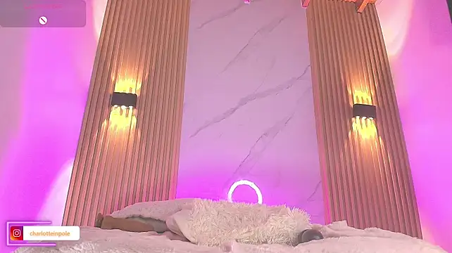 miss_charlootte1 (T young) - cum public+ full naked+ fingerinass+ oil