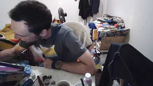 JohnnyMoves live sex cam
