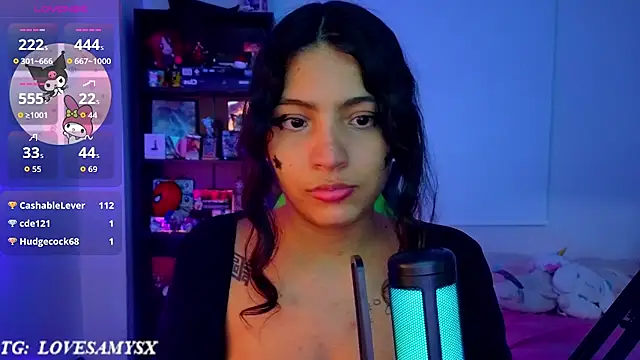 Lovelyamyy webcam
