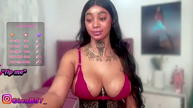 GinnaBolton webcam