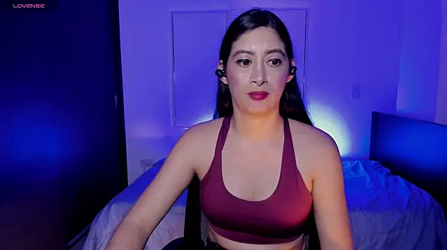 MeganWhite3