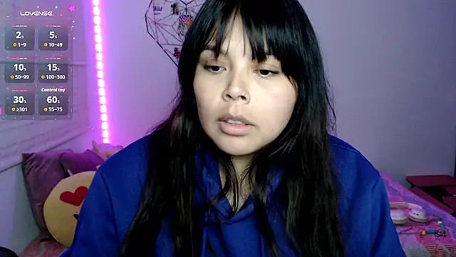 EllieMoonX webcam
