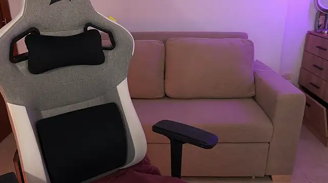 anyacutex