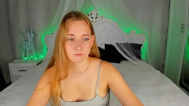 AlinaVice live sex cam