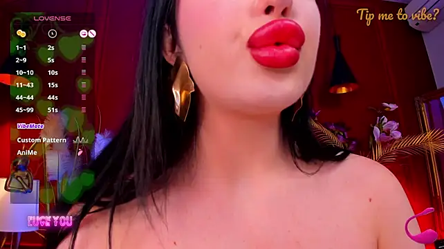Mayzzie live cam on StripChat