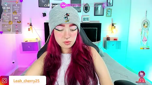 Leah_cherry live cam on StripChat