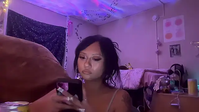 xxxbunnxyxxx live cam on StripChat