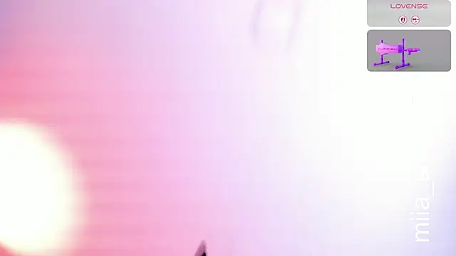 miia-smith97 live cam on StripChat