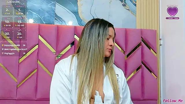 collegepawglovedaddy live cam on StripChat