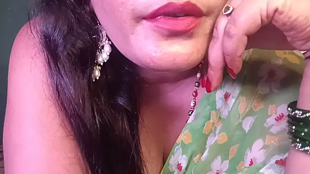 YourDesi_Laila_