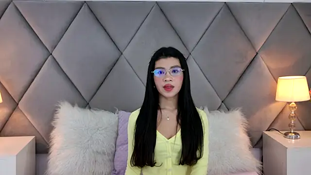 OliviaDiaz live cam on StripChat