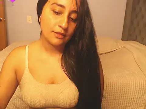 Lunha88 live cam on StripChat