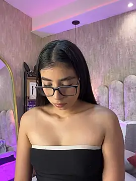 MariamNur_ live cam on StripChat