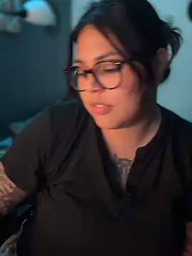 miacanela_xo