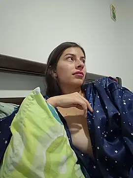 IrisBound live cam on StripChat