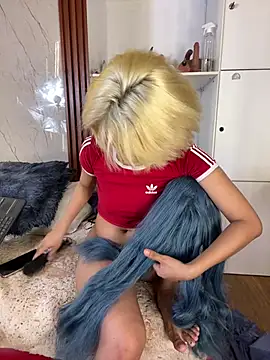 Eva_Feller69