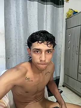 alex_martin47 live cam on StripChat