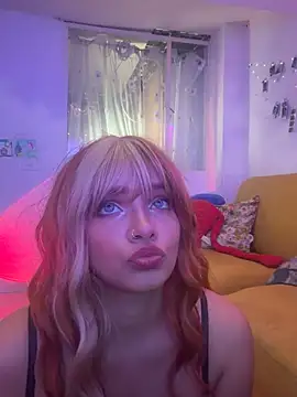 Olivia_Fox69 live cam on StripChat
