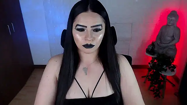 goddess_evans (F young) - SHOW TITS