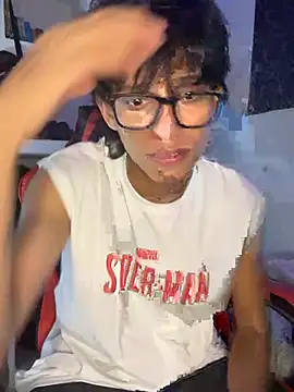 sung_yol live cam on StripChat