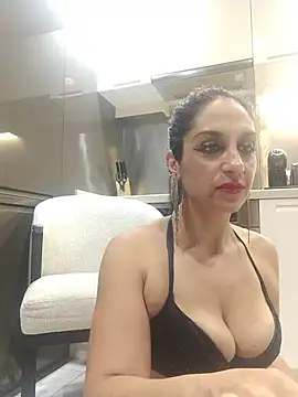 bellydancerhot (F milf) - Please fuck my ass !!!