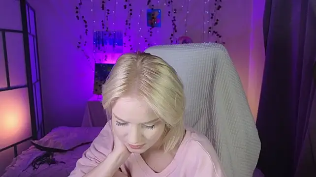 ImBonBon live cam on StripChat