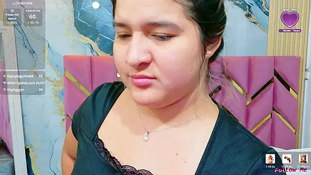 collegepawglovedaddy live cam on StripChat