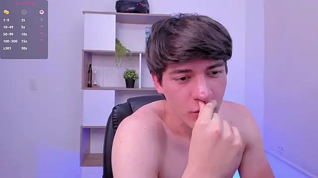 natte__ (M young) - Show my ass and do 10 spank ass