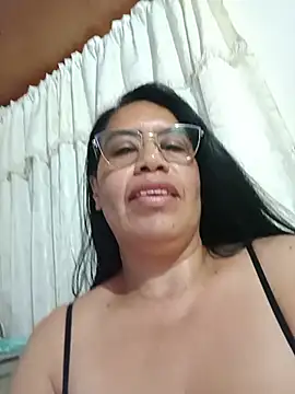Emilif_ live webcam