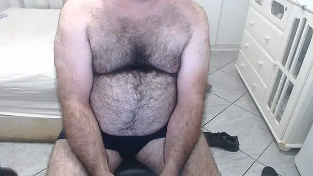 mysterbearmg (Ask my age) - #beardy #brazilian #cam2cam #daddies #ejaculation #flashing #gays #handjob #hd #masturbation #medium #middle-priced-privates #portuguese-speaking #recordable-privates #recordable-publics #small-audience #striptease #white