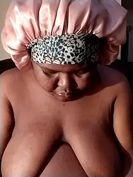DripnWet live cam on StripChat