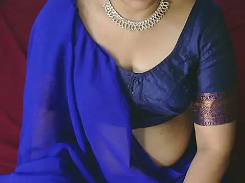 traditional_Jaanvi live cam on StripChat