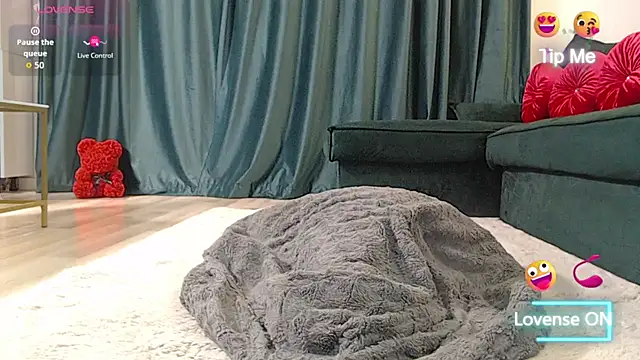 natasha-bigas webcam stripchat model stream image