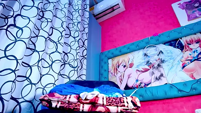 MariannaGotica live cam on StripChat
