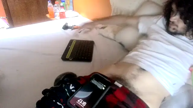 Teddy4420 live cam on StripChat