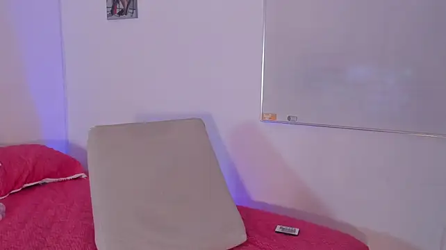 Jessica_Herrera_ live cam on StripChat