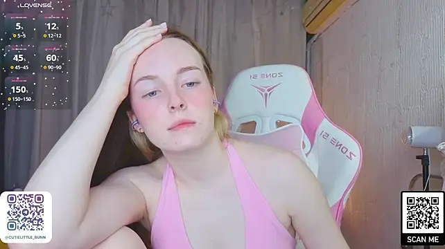 bae_cake_ live cam on StripChat