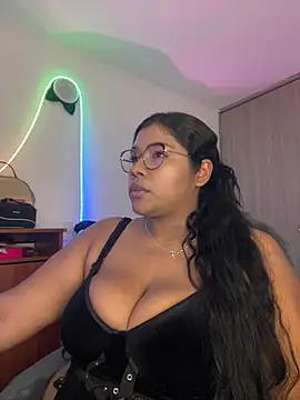 paola091 live cam on StripChat