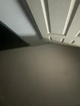 Chocolatetrini live cam on StripChat