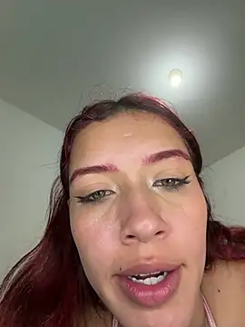 Cherry_Scarlet_ webcam