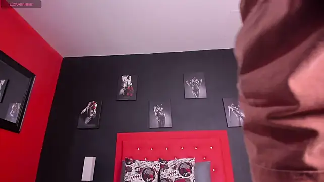 Trinity-presley live sex cam
