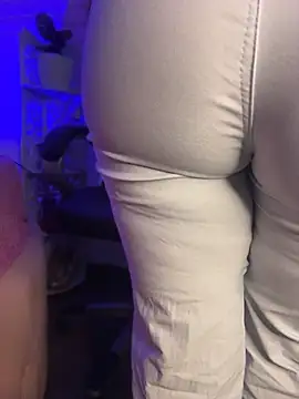 zahra_Jalid live cam on StripChat