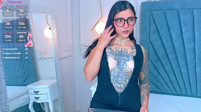 Gigi-Soler live cam on StripChat