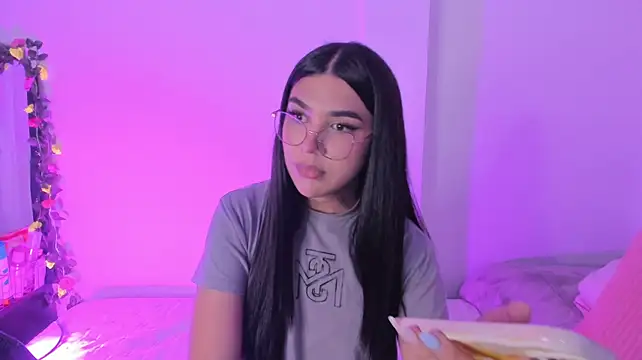 RoseCassie live sex cam