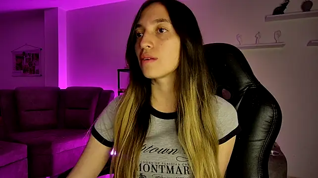 Barbie20_ live cam on StripChat