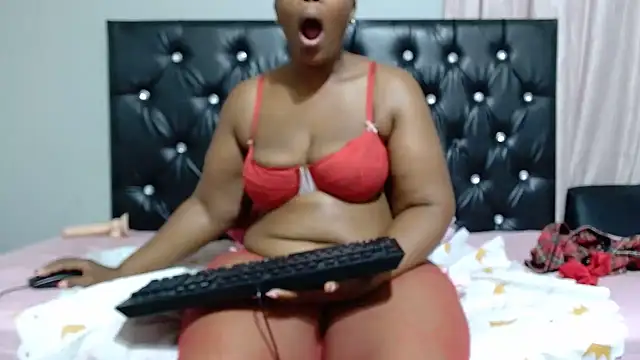 bigboobsbooty (Ask my age) - outdoor 🍑🍆👄NB No noice
