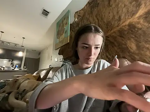 ash10alex (F teen) - clit sucker until i cum