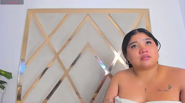 gabycutee_ (F young) - destroy my pussy whit dildo 🍆🍆