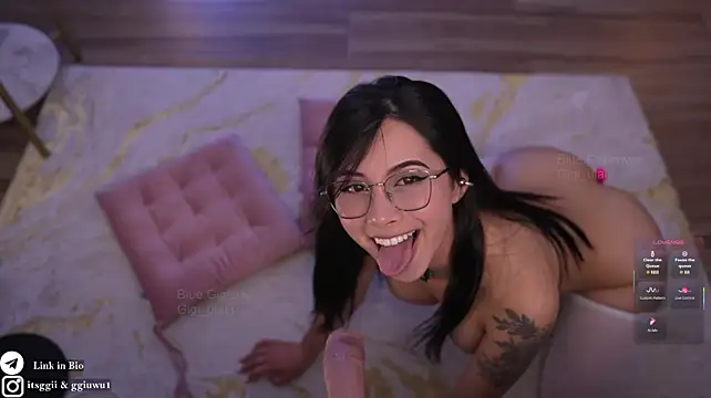 gigi_ulala1 live sex cam